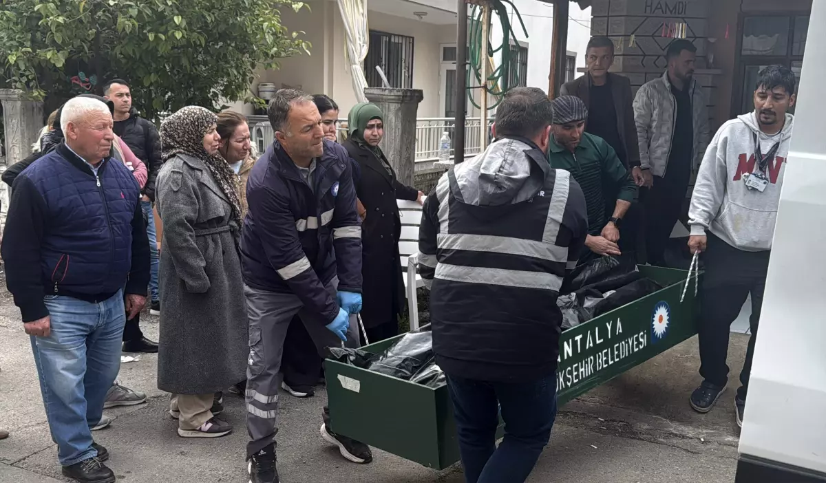 Antalya’da Epilepsi Hastası Oğuz Demiralay’ın Ölümü Aileyi Sarsıyor