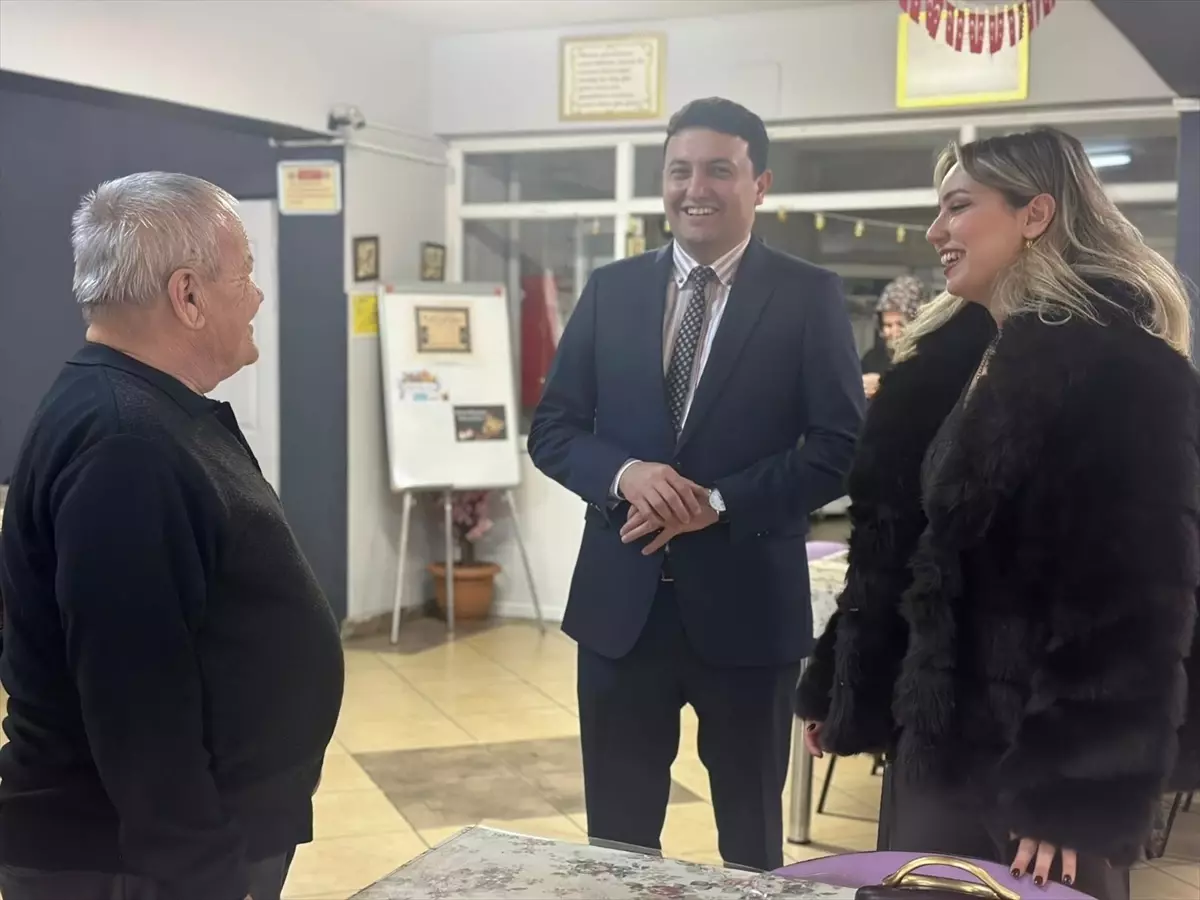 Pamukova Kaymakamı Gürsel Temurci, Ramazan Bayramı'nda Huzurevi Sakinlerine Moral Verdi