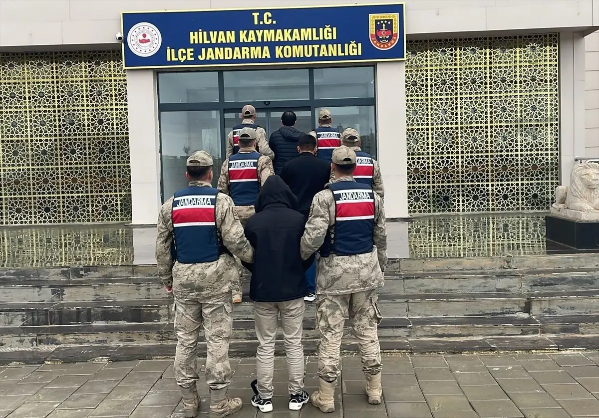 Şanlıurfa Hilvan’da Uyuşturucu Operasyonu: 3 Şüpheli Tutuklandı