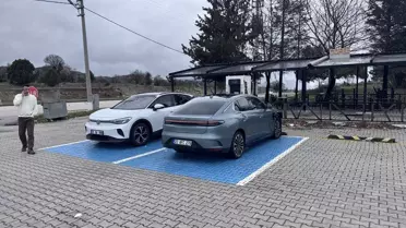 Antalya‑Konya karayolunda yoğun araç kuyrukları