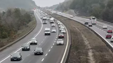 Anadolu Otoyolu'nda araçlar