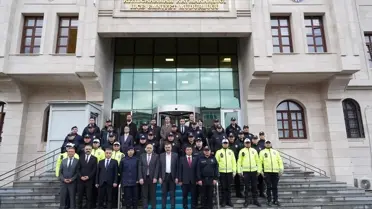 Kızılcahamam’da emniyet personeliyle bir araya gelen Bakan Çiftçi