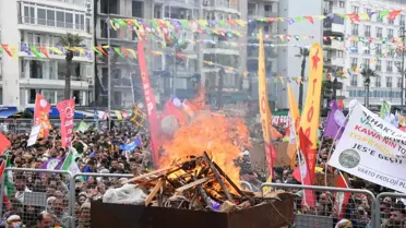 İzmir Gündoğdu Meydanı'nda Nevruz Coşkusu Yaşandı
