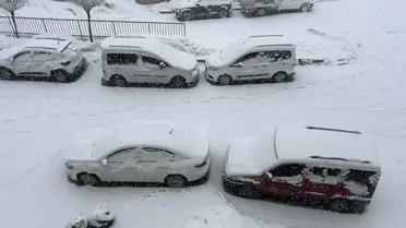 Karla kaplı Yüksekova manzarası