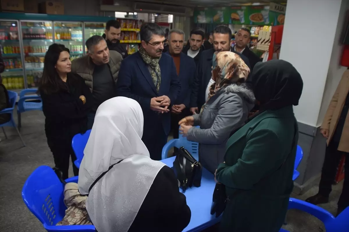 Nasıroğlu, Bayram Coşkusuyla Hastane Ziyaretinde Hastalarla Buluştu