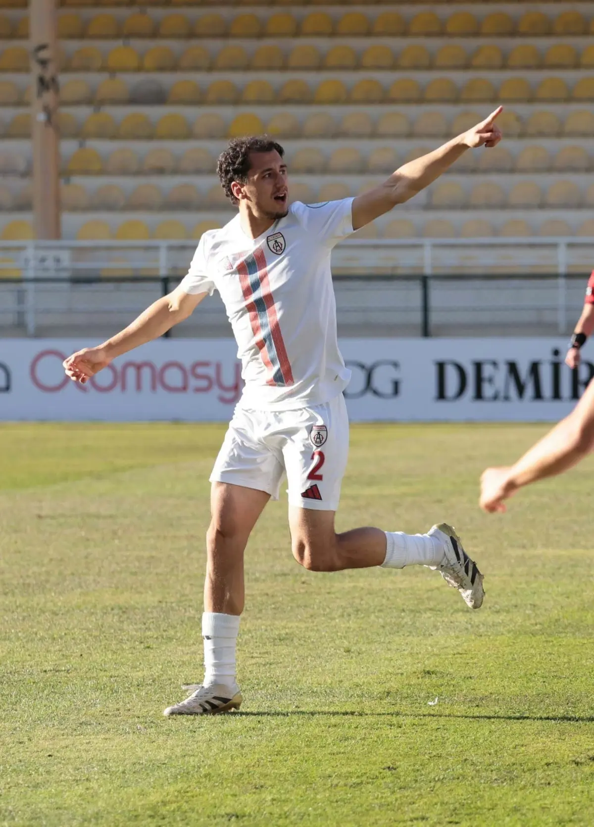 Altınordu'nun Genç Stoperi Birhan Elibol, Son İki Maçta Forma Şansı Bulamadı