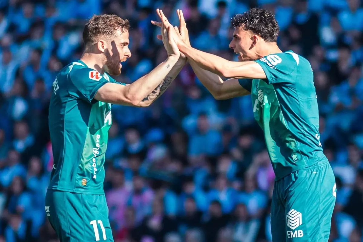 Alavés, 3-0 Geriden Çıkarak Celta Vigo'yu 4-3 Yeniden Sahneye Çıktı