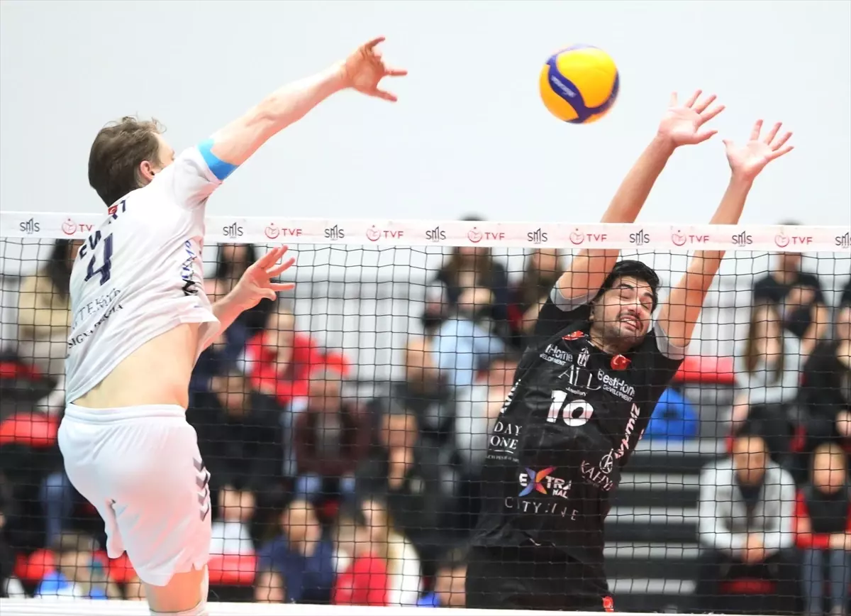 Altekma, Alanya Belediyespor'u 3-1 Yenerek Sezonu Zaferle Tamamladı