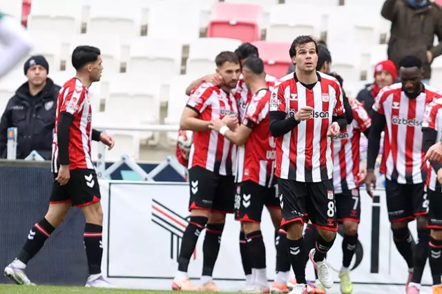 Sivasspor taraftarları maç öncesi coşkulu görüntü