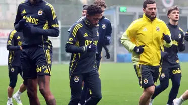 Fenerbahçe antrenman sahasında
