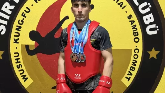 İbrahim Halil Yön'ün altın madalya töreni