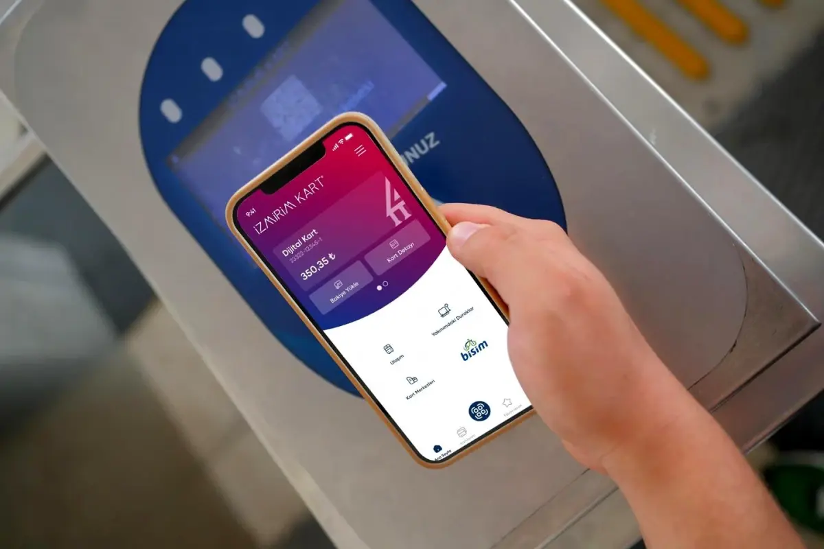 İzmir'de Dijital Kartla Bakiye Sorunu Tarihe Karışıyor