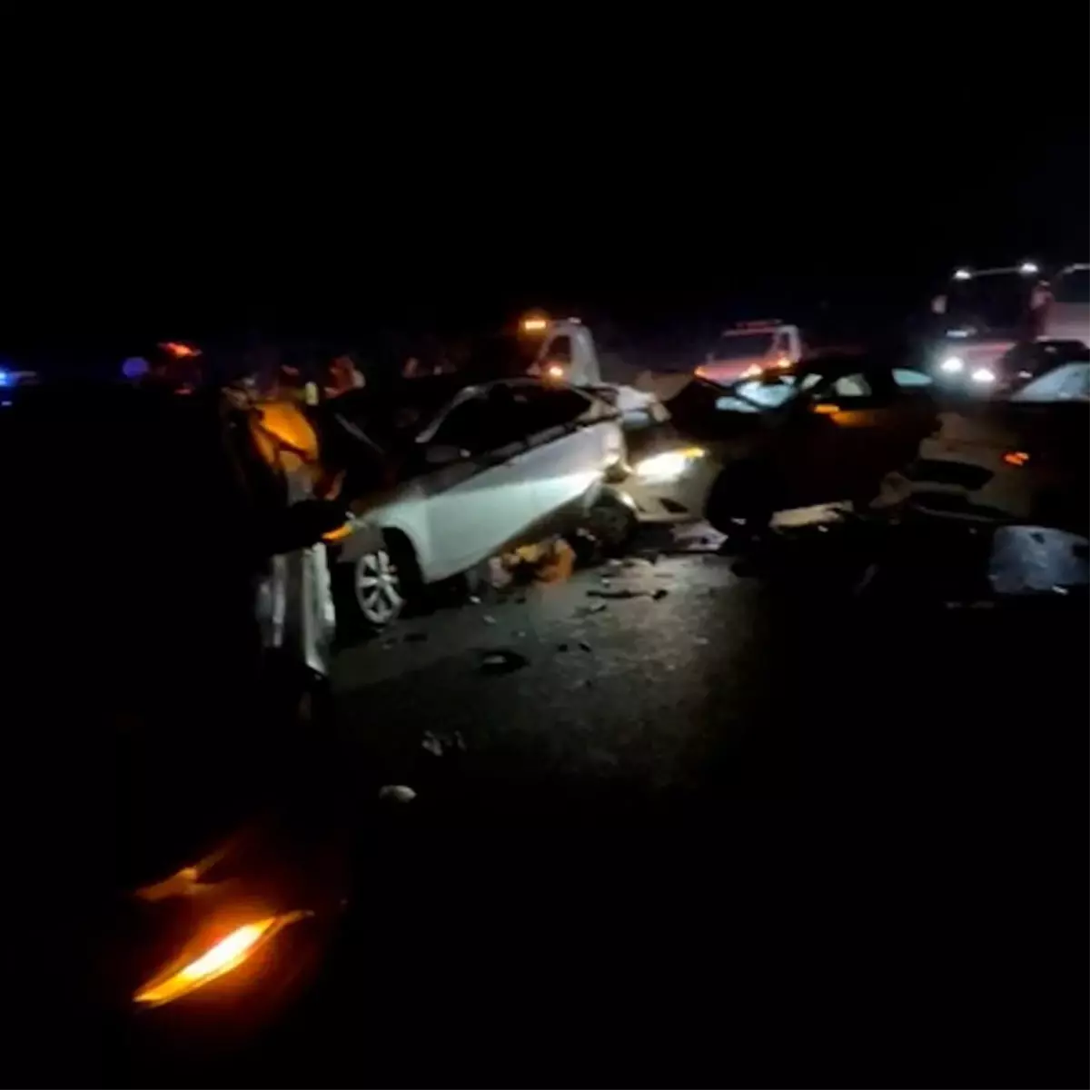 Bolu TEM Otoyolu'nda 5 Araçlı Zincirleme Kaza: Yaralanma Yok