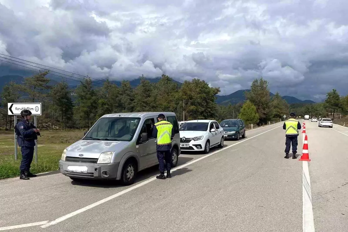 Muğla’da Jandarma Operasyonu: 93 Şahıs Gözaltına Alındı, 28’i Tutuklandı