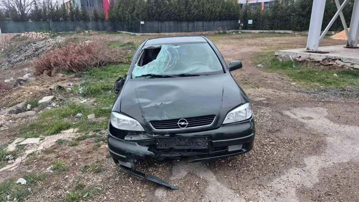 Eskişehir'de 76 Yaşındaki Adam Çevre Yolunda Araç Çarpması Sonucu Şehit Oldu