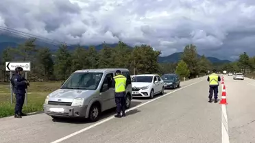 Operasyonda yakalanan şüpheliler