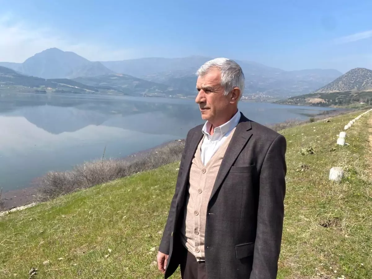 Alaşehir'in Barajları Rekor Dolu Seviyeye Ulaştı: Çiftçiler Su Bolluğundan Memnun