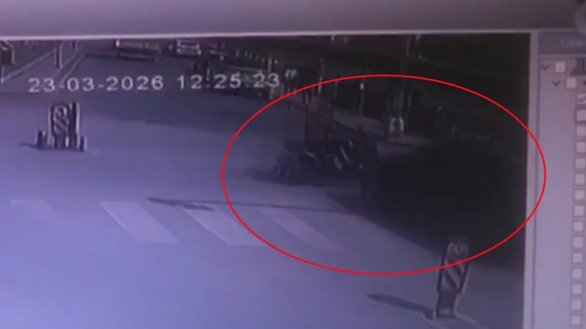 Amasya’da Güvenlik Kamerası Kaydetti: Otomobilin Çarptığı Motosiklet Sürücüsü Yaralandı