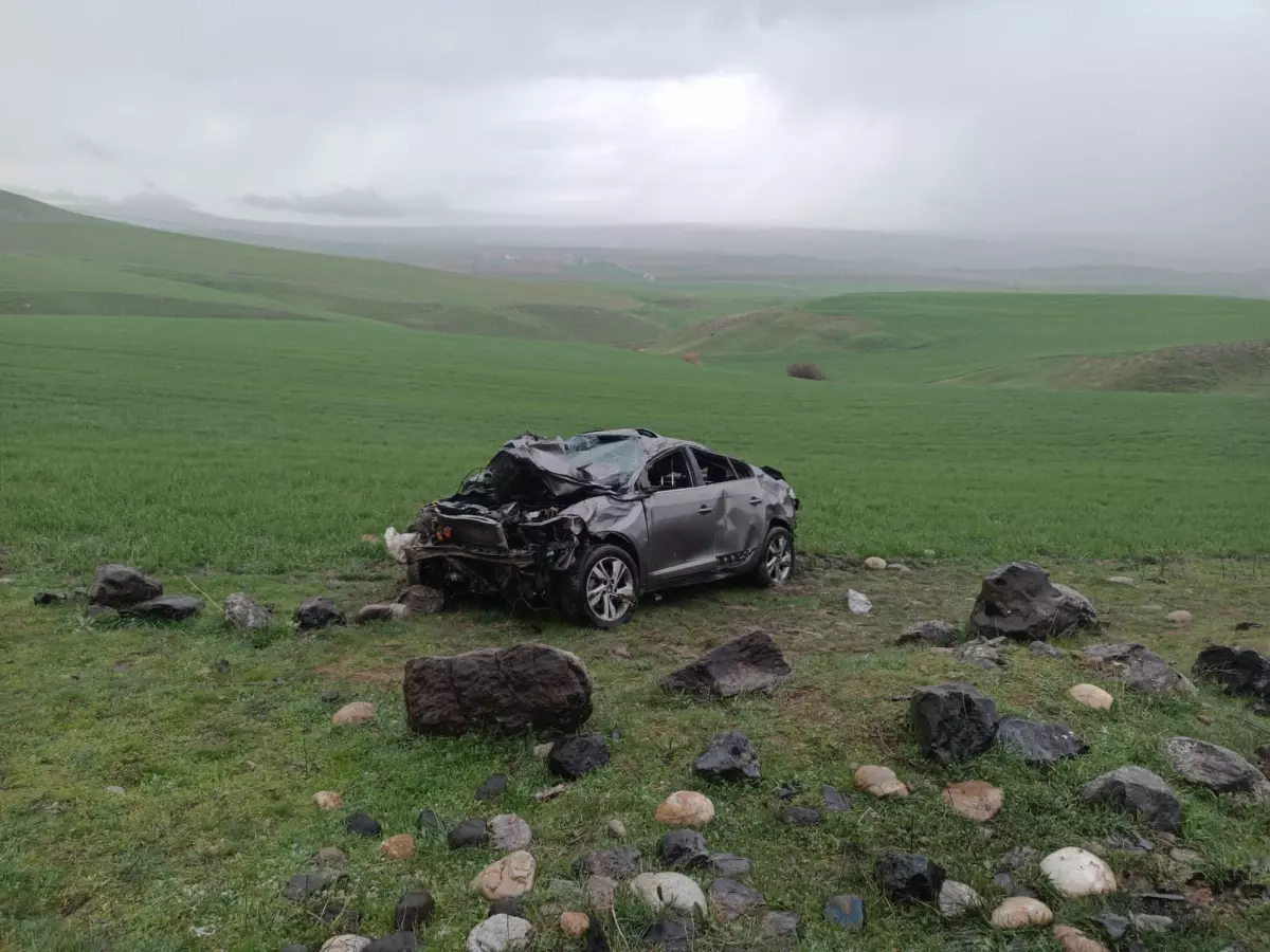 Batman'ın Beşiri İlçesinde Uçuruma Yuvarlanan Otomobil Sürücüyü Ağır Yaraladı