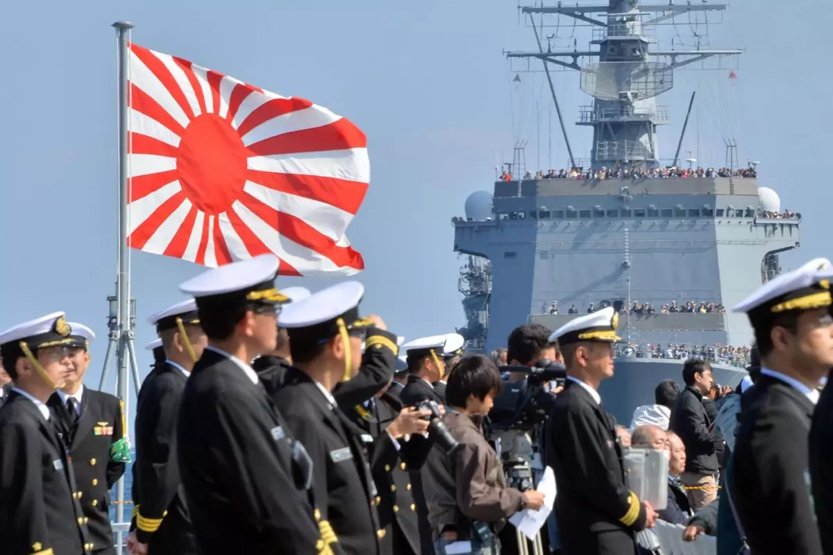 Japonya, Hürmüz Boğazı'nda Mayın Temizleme İçin Asker Göndermeyi Koşul Şartına Bağladı