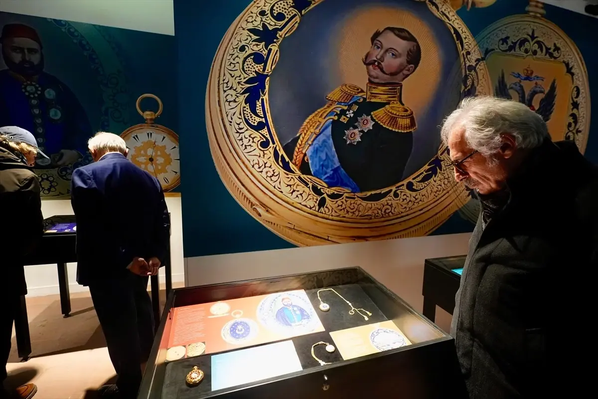 Nadir Cep Saatleri Şöleninde Zaman Yolculuğu