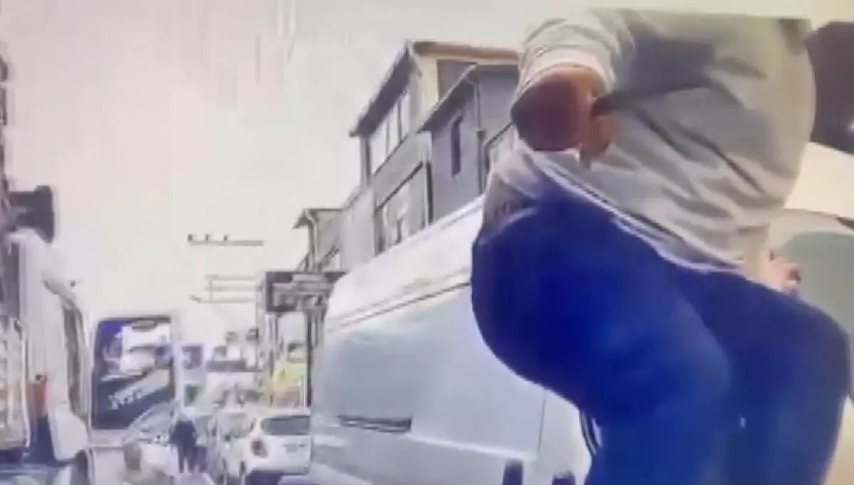 Adana’da TIR Şoförünün Bıçaklı Saldırısı Trafik Güvenliğini Sarsıyor