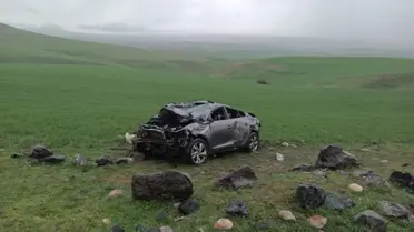 Uçuruma yuvarlanan otomobil