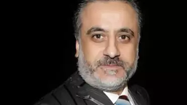 Erol Köse'nin yapımcı olarak çekildiği bir fotoğraf