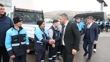 Belediye çalışanları bayram coşkusunu paylaşıyor