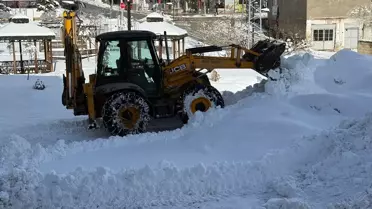 Küreme ekipmanları çalışıyor