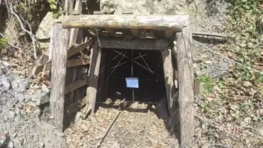 Denetim ekiplerinin maden sahasındaki çalışması