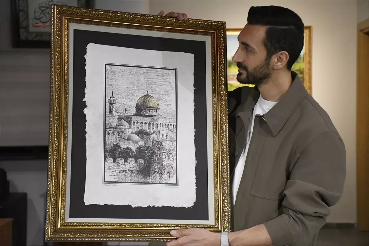 Sanatçı Parlak’ın Gravürle Canlandırdığı Mescid-i Aksa