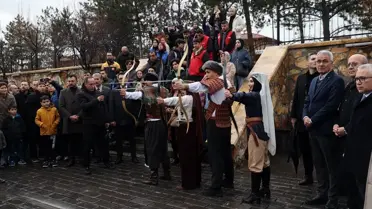 Nevruz ateşi ve danslar Sivas