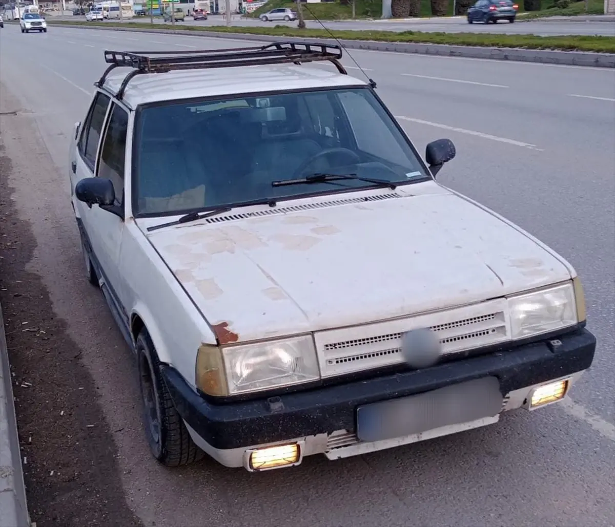 Eskişehir'de Araç Çalmak İçin Çaba Gösteren 3 Şüpheli Yakalandı