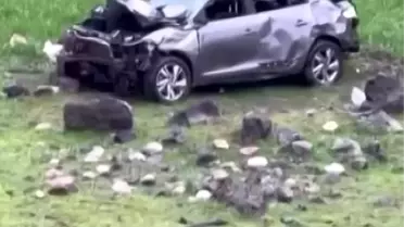 Uçurumdan yuvarlanan otomobil