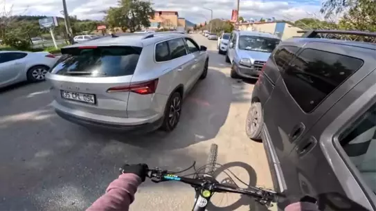 Sürücünün aracından inmesi ve olay yeri