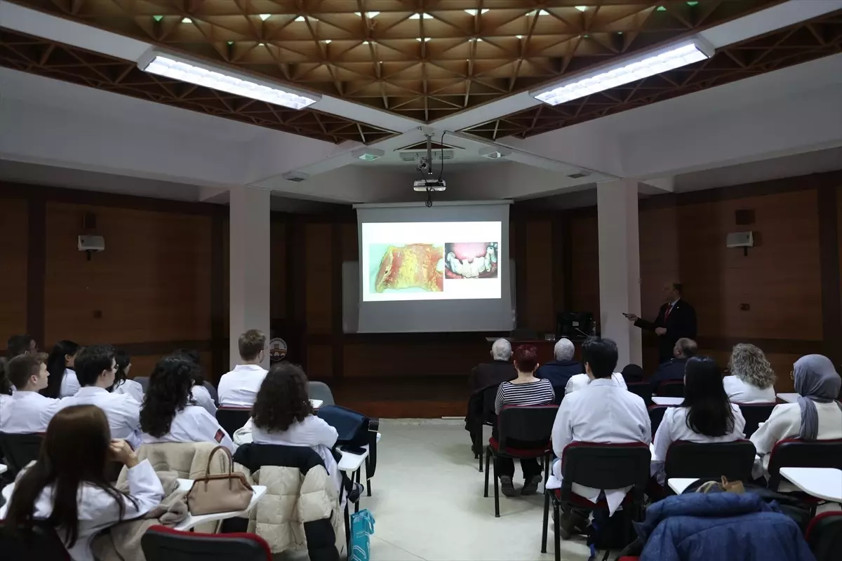 Kötü Ağız Hijyeni Yaşlılarda Alzheimer Riskini Dörte Katlıyor