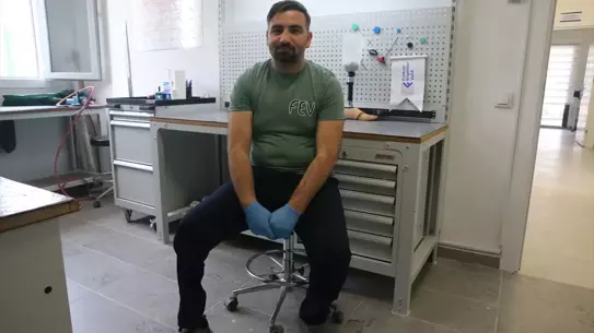 Ampute Bacakla Hayata Yeniden Başlayan Tekniker Mehmet Karakaş'ın İlham Verici Hikayesi