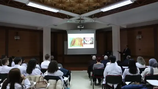 Kötü Ağız Hijyeni Yaşlılarda Alzheimer Riskini Dörte Katlıyor