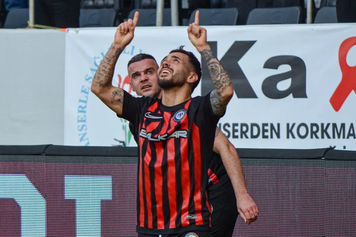 Arca Çorum FK, 7 Maçta 7 Galibiyetle Süper Lig'e Koşuyor