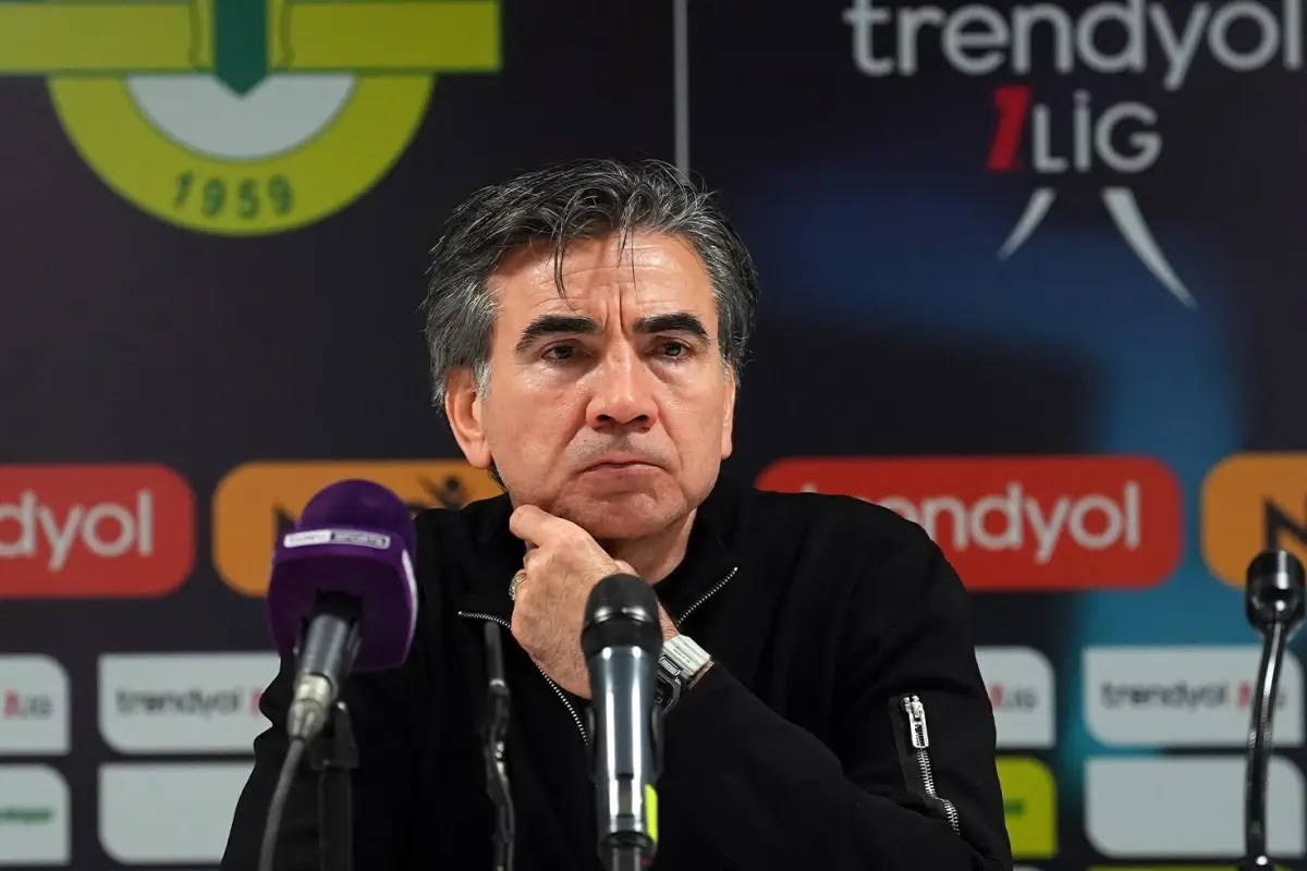 Esenler Erokspor Teknik Direktörü Osman Özköylü'nden Maç Sonrası Açıklama: “Futbol Kaybetti, Takım Kazandı”