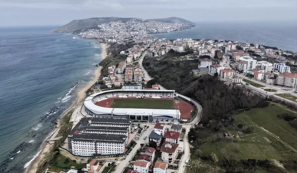 Sinop'ta Kadın Milli Futbol Takımı Stadyum Hazırlıklarını Tamamladı