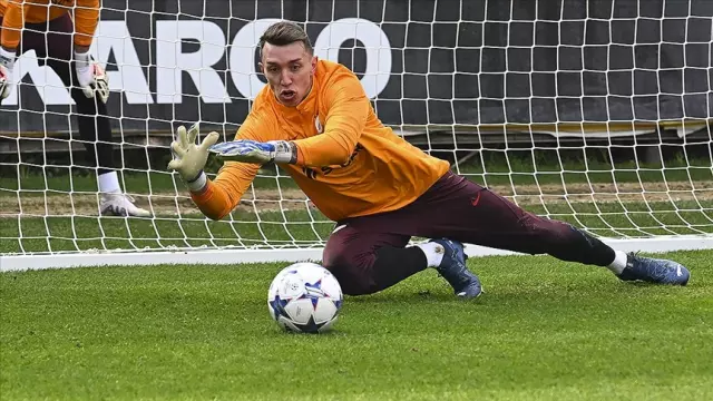 Muslera'nın yeni kamp fotoğrafı