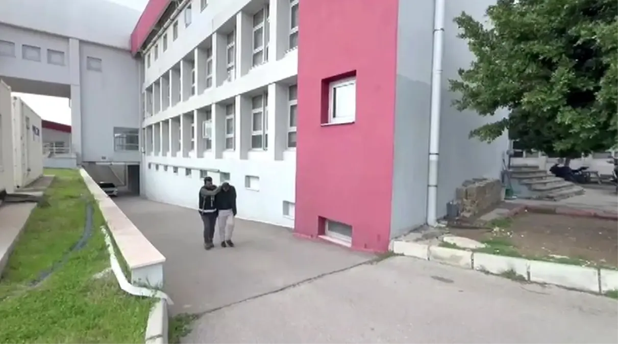 Adana’da 5 Milyon TL Değerinde Kaçak Sigara Operasyonu: 50 Bin Paket Ele Geçirildi