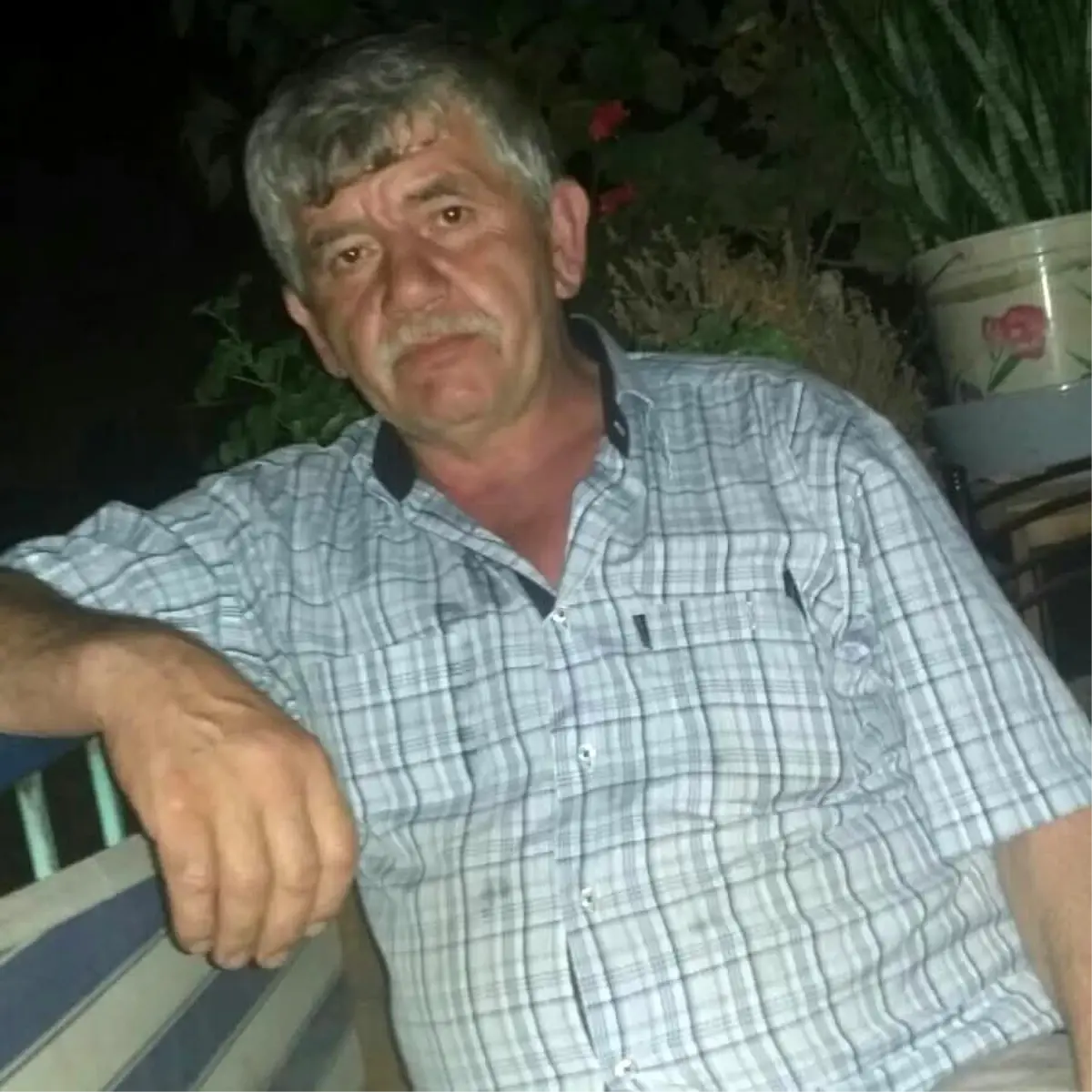 Denizli’de Bayramlaşma Sırasında Bıçaklı Kavga: 60 Yaşındaki Kadının Ölümü