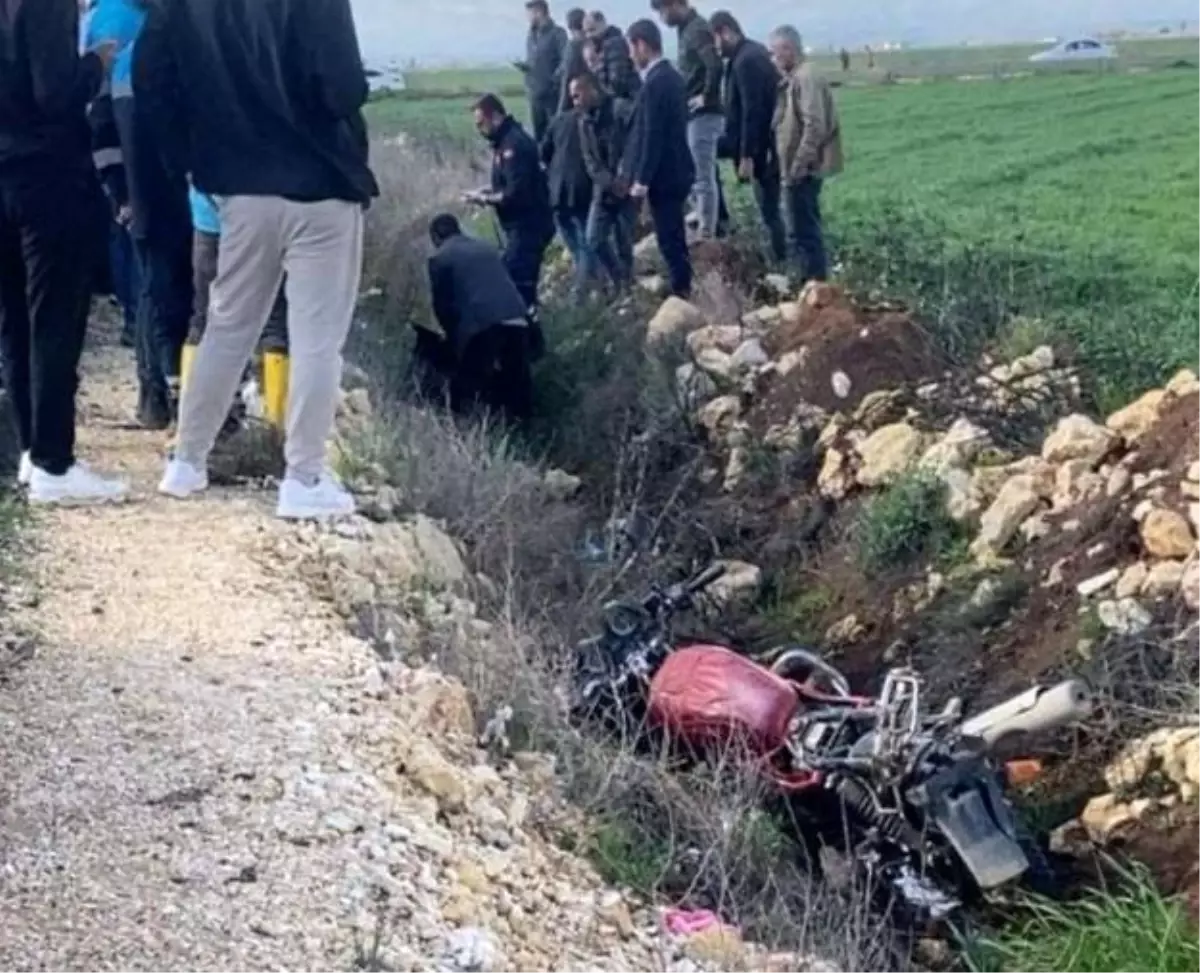 Şanlıurfa'da 20 Yaşındaki Motosiklet Sürücüsü Trafik Kazasında Hayatını Kaybetti
