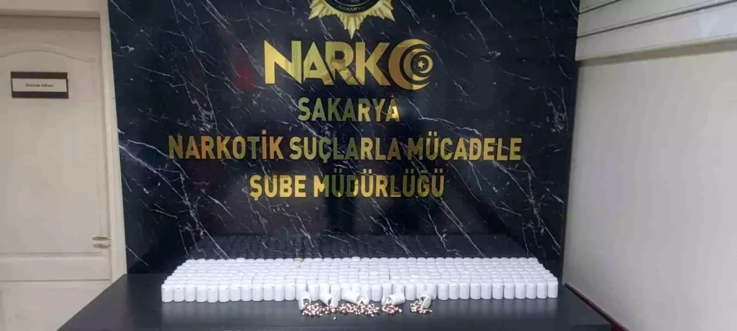 Sakarya'da Büyük Uyuşturucu Operasyonu Sonuçlandı: İki Şüpheli Tutuklandı