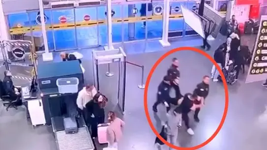 Olay yerinde polis ekipleri