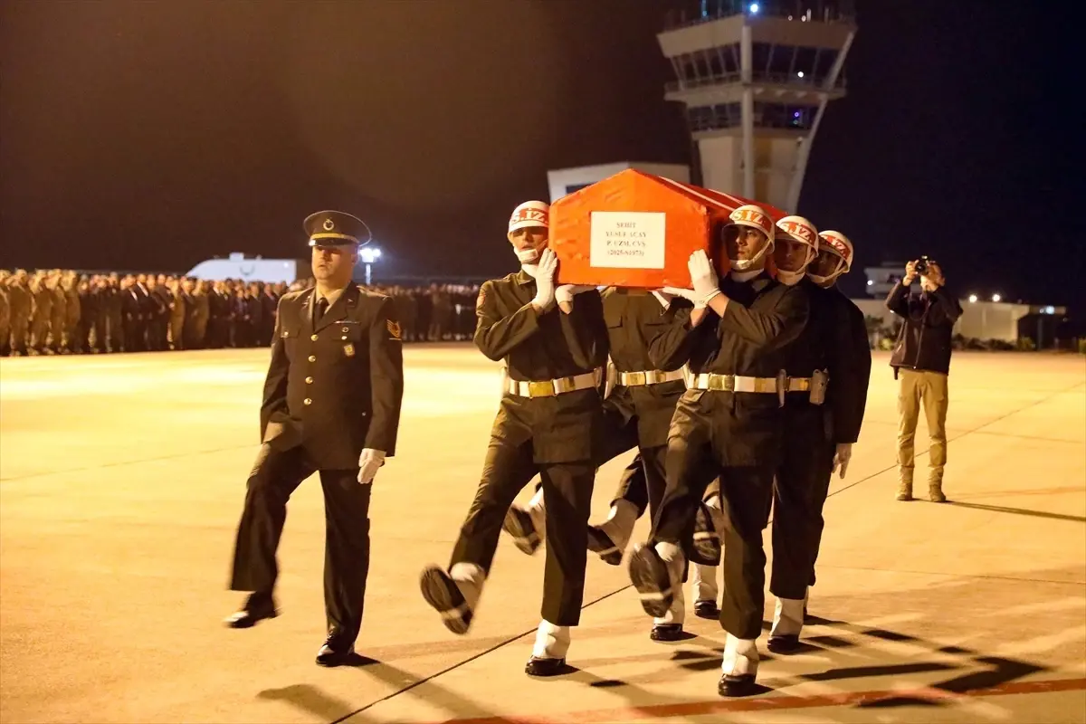 Ağrı’da Uzman Çavuş Yusuf Açay’ın Şehitliği Anıldı