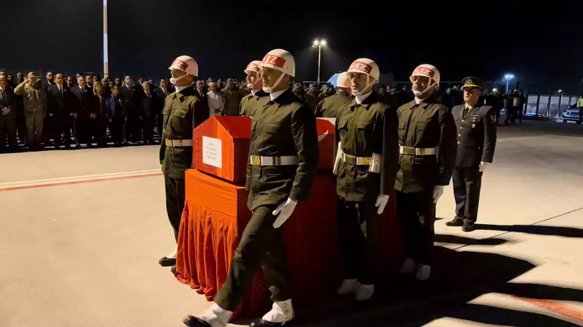 Doğubayazıt’ta Askeri Devriye Aracı Devrildi: 2 Şehit, 3 Yaralı